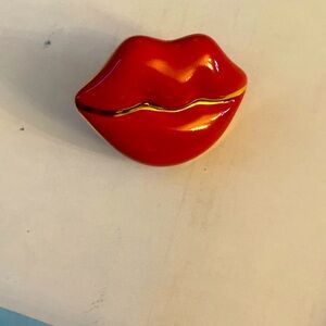 Nora Fleming mini Smooches